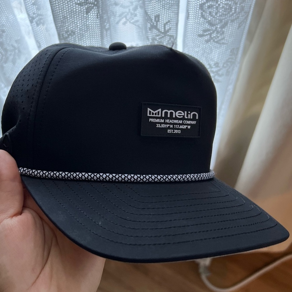 Melin snap back hat